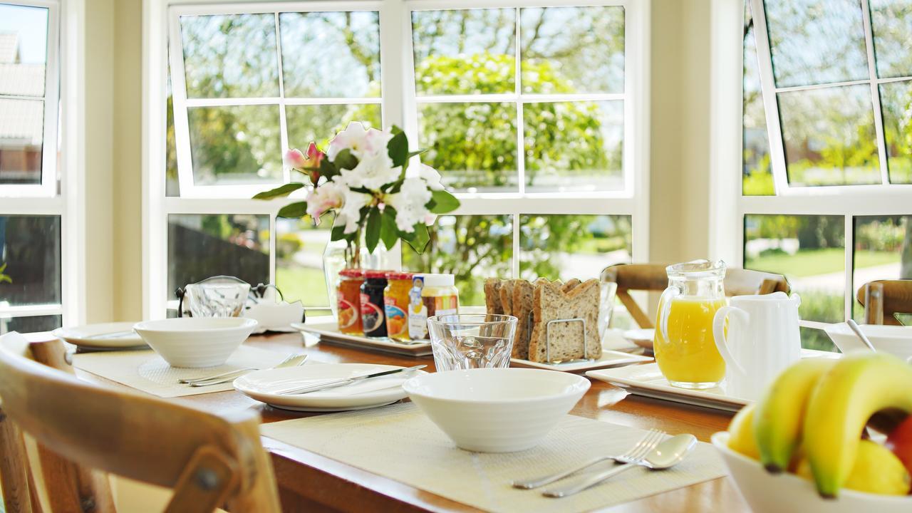 Olive House Bed And Breakfast Christchurch Exterior photo